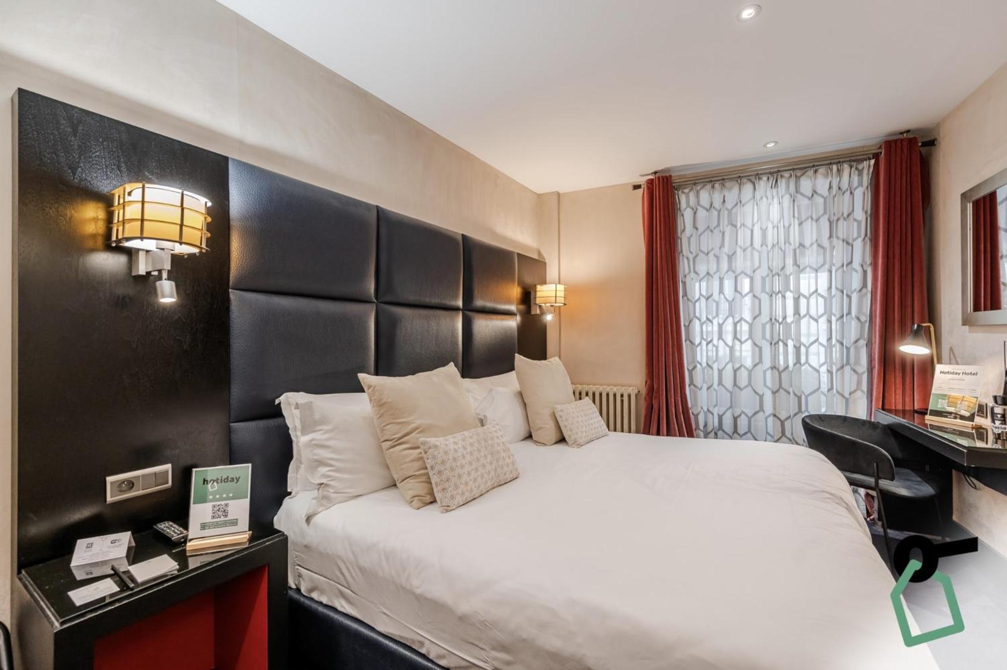 Hotiday Room Collection - Paris Arc De Triomphe Exterior photo