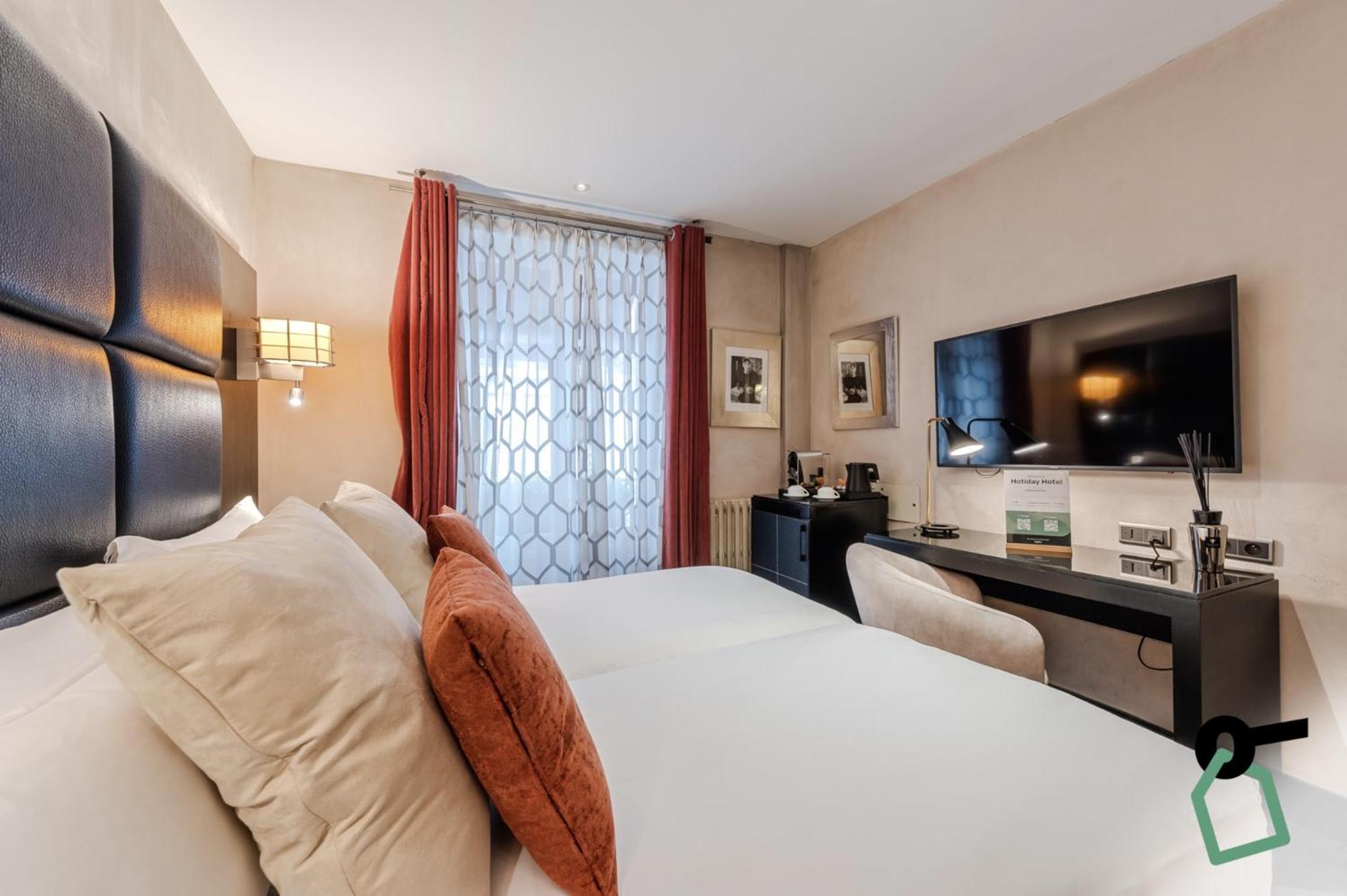 Hotiday Room Collection - Paris Arc De Triomphe Exterior photo