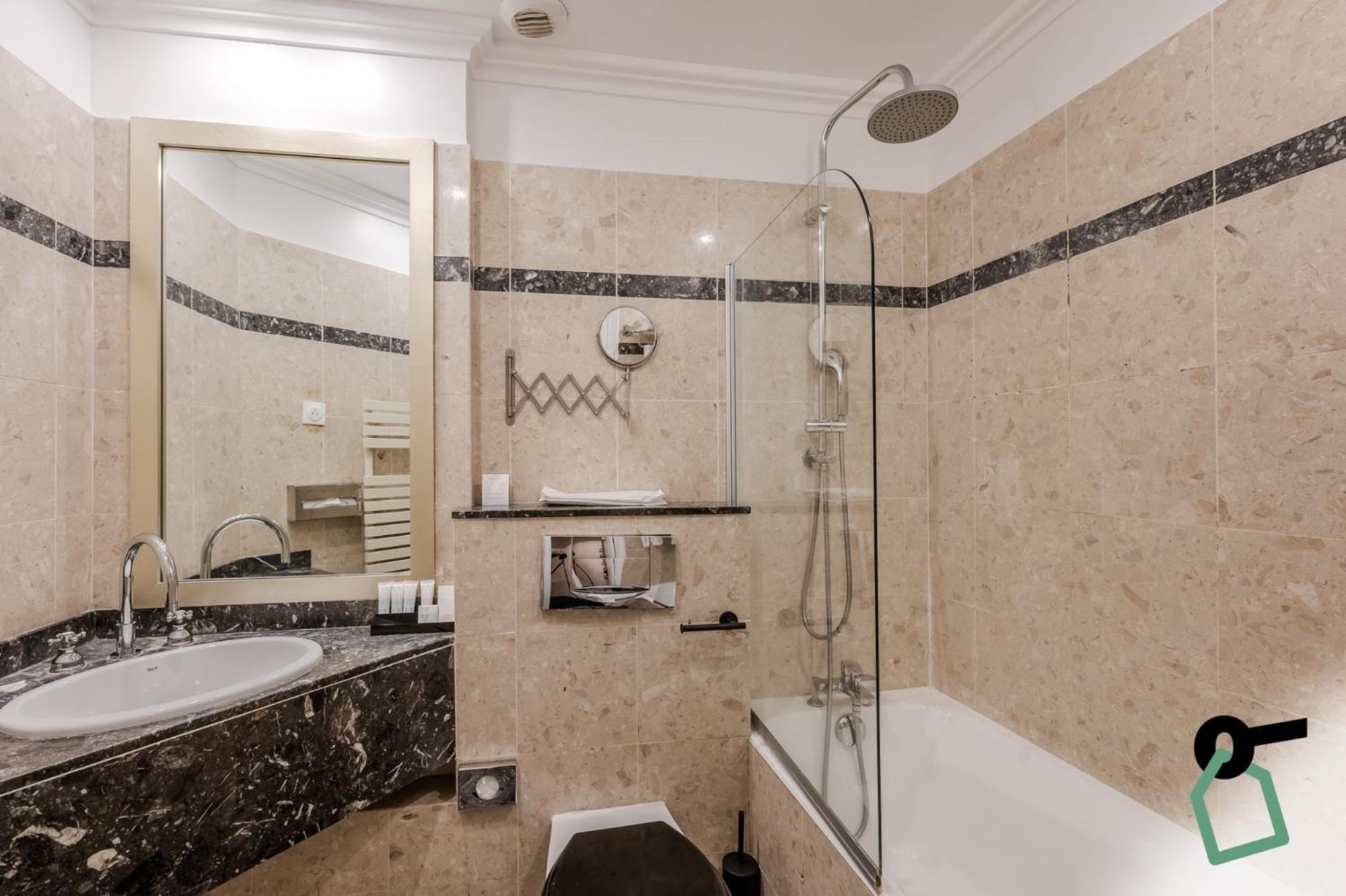 Hotiday Room Collection - Paris Arc De Triomphe Exterior photo