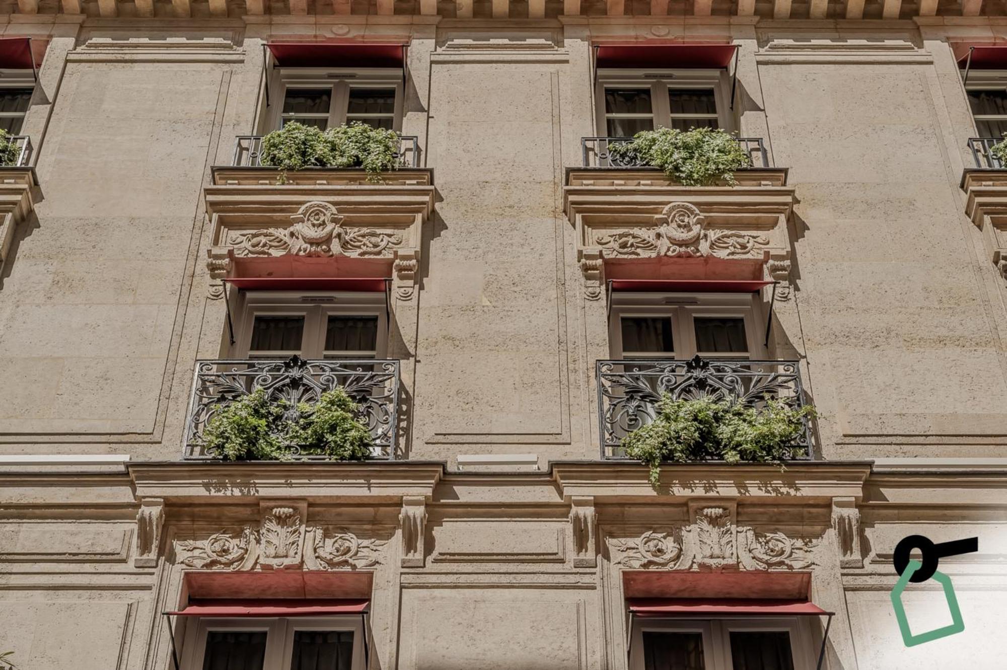 Hotiday Room Collection - Paris Arc De Triomphe Exterior photo