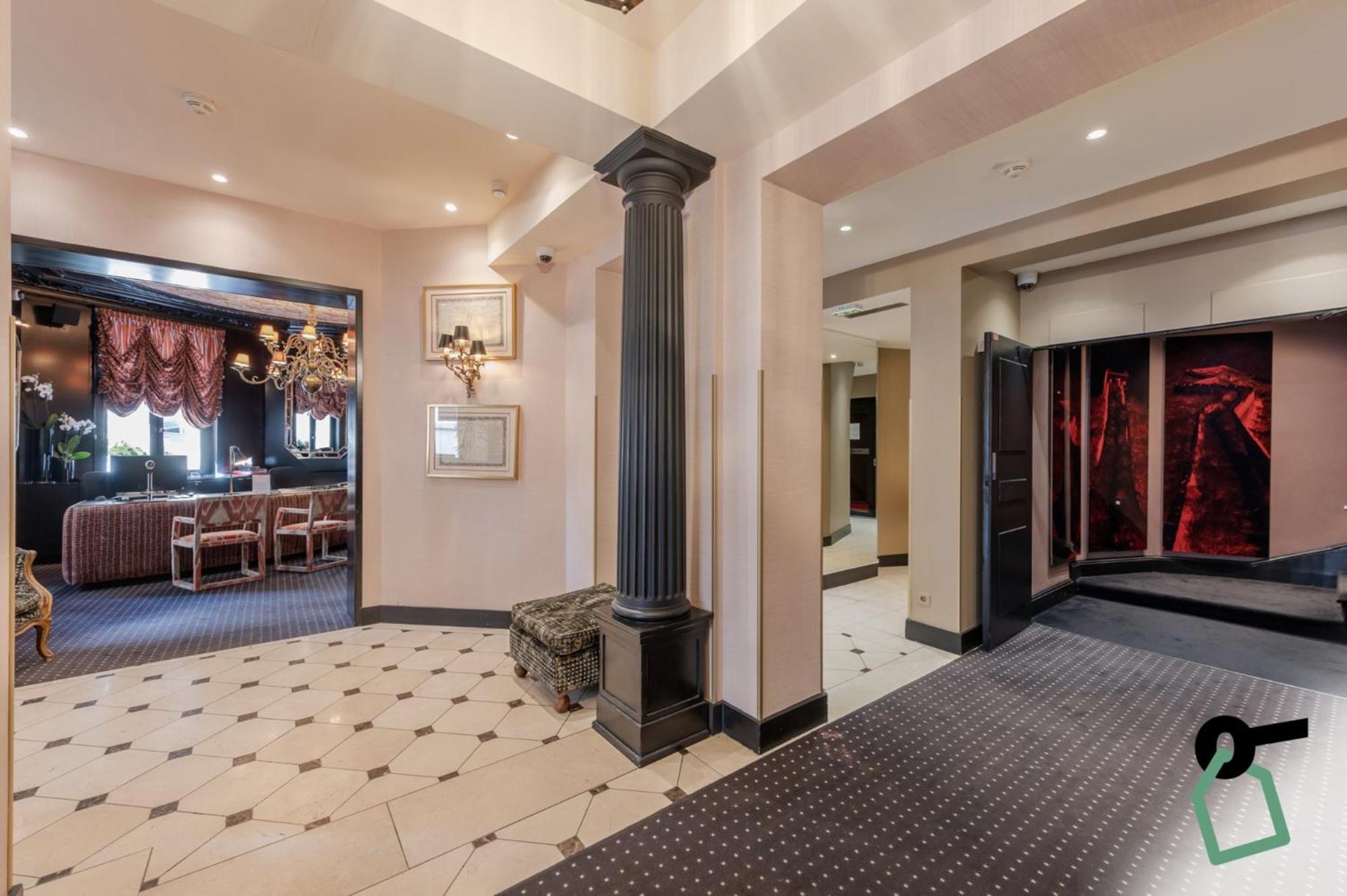 Hotiday Room Collection - Paris Arc De Triomphe Exterior photo