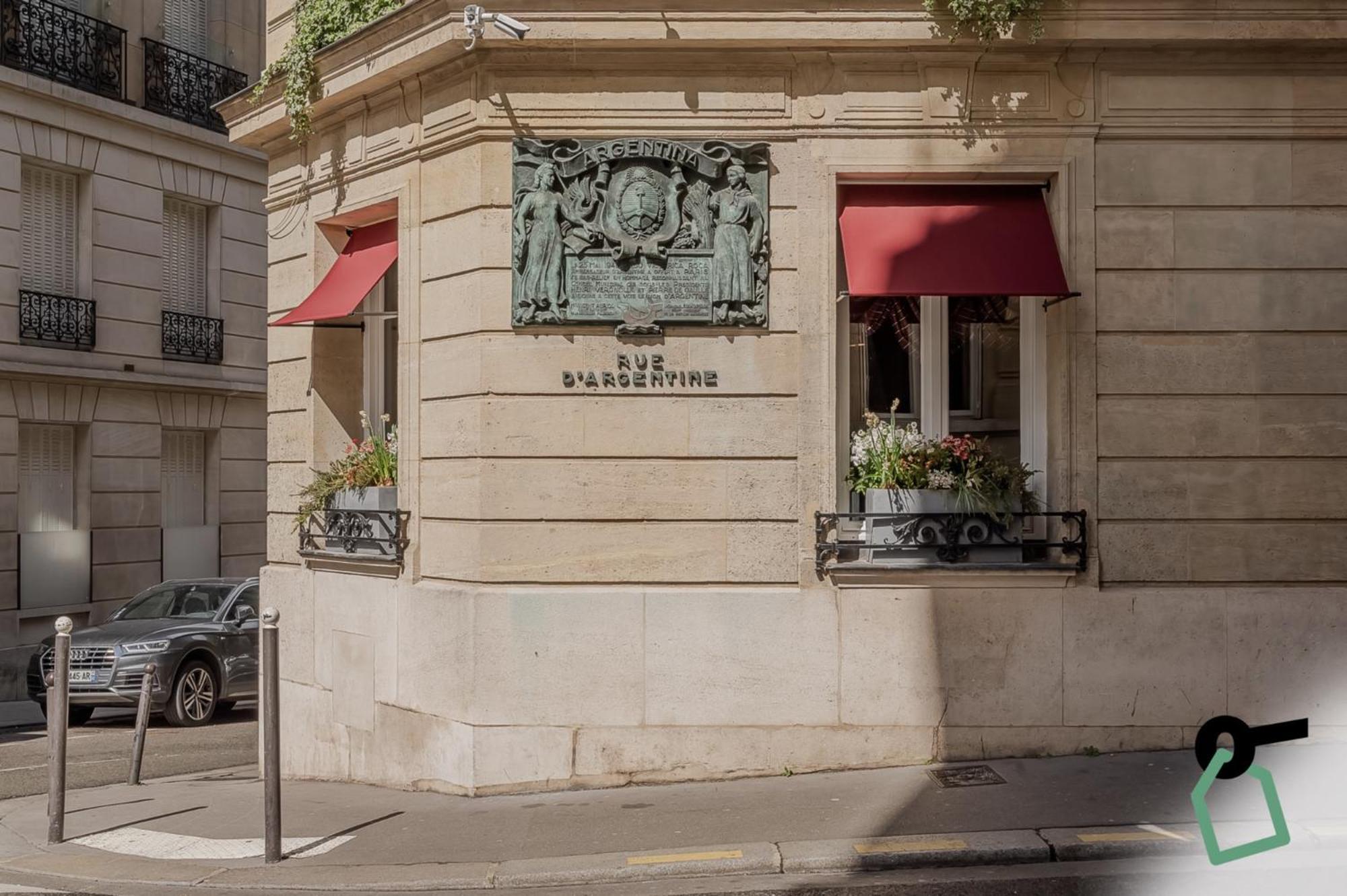 Hotiday Room Collection - Paris Arc De Triomphe Exterior photo