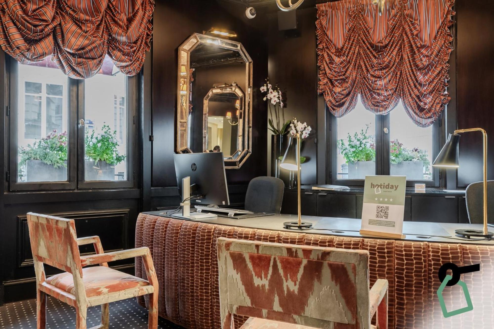 Hotiday Room Collection - Paris Arc De Triomphe Exterior photo